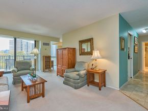 2300 Pimmit Drive 912, Falls Church VA 22043