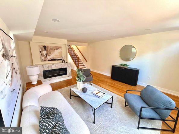 310 S Alfred Street, Alexandria VA 22314