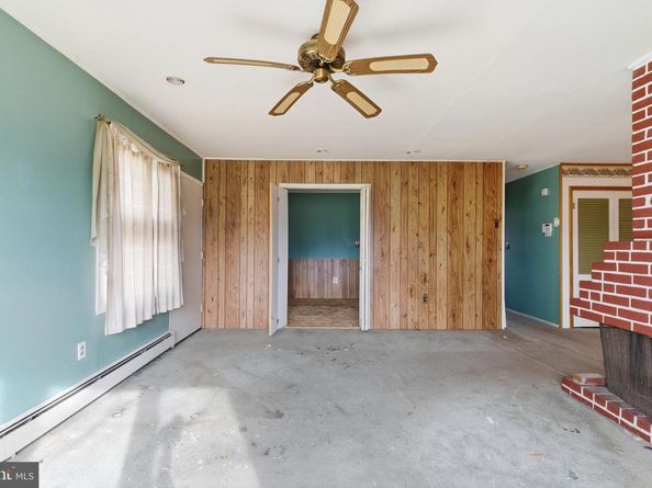 26 Good Lane, Levittown PA 19055