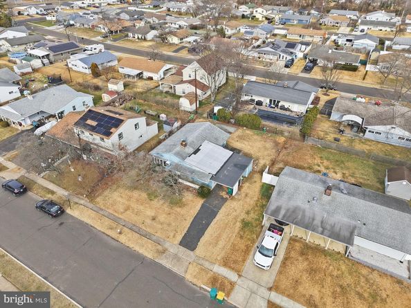 26 Good Lane, Levittown PA 19055