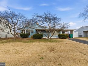 26 Good Lane, Levittown PA 19055