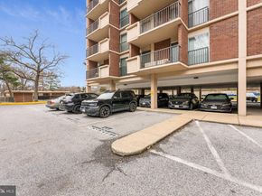 1300 Army Navy Drive 625, Arlington VA 22202