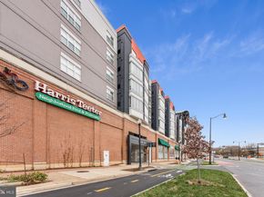 1300 Army Navy Drive 625, Arlington VA 22202