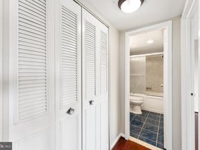 1300 Army Navy Drive 625, Arlington VA 22202