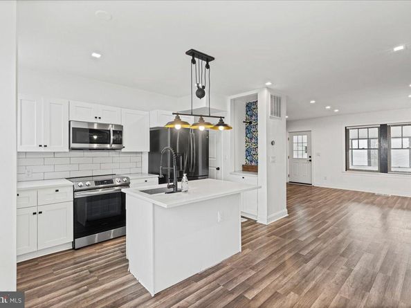 2637 S Carroll Street, Philadelphia PA 19142