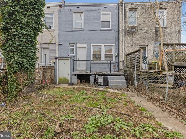 2637 S Carroll Street, Philadelphia PA 19142