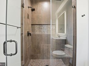 6910 Bright Avenue, Mclean VA 22101