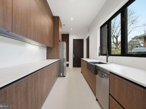 6910 Bright Avenue, Mclean VA 22101