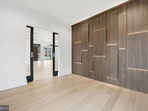 6910 Bright Avenue, Mclean VA 22101