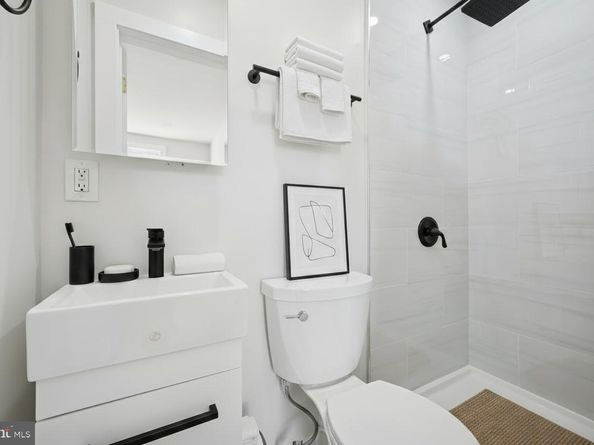 6063 Loretto Avenue, Philadelphia PA 19149