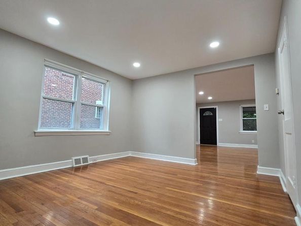 940 E Allens Lane, Philadelphia PA 19150