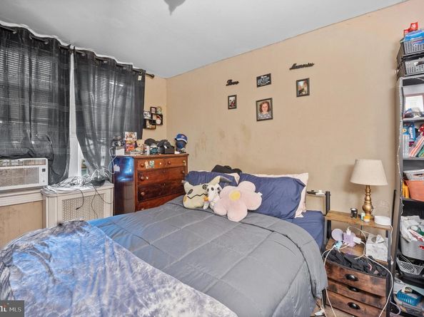 883 Brill Street, Philadelphia PA 19124