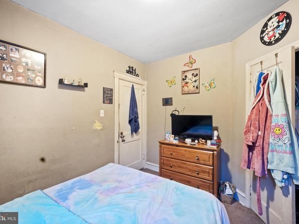883 Brill Street, Philadelphia PA 19124