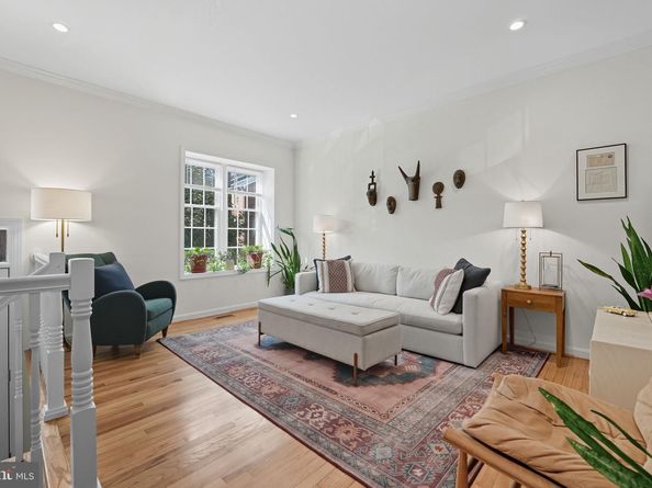 2732 Franklin Court, Alexandria VA 22302