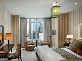 130 S 18TH Street 2803, Philadelphia PA 19103