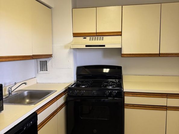 1030 E Lancaster Avenue 1029, Bryn Mawr PA 19010
