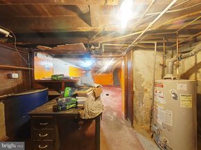 921 Serrill Avenue, Lansdowne PA 19050