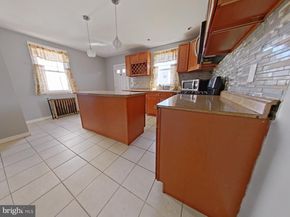 921 Serrill Avenue, Lansdowne PA 19050