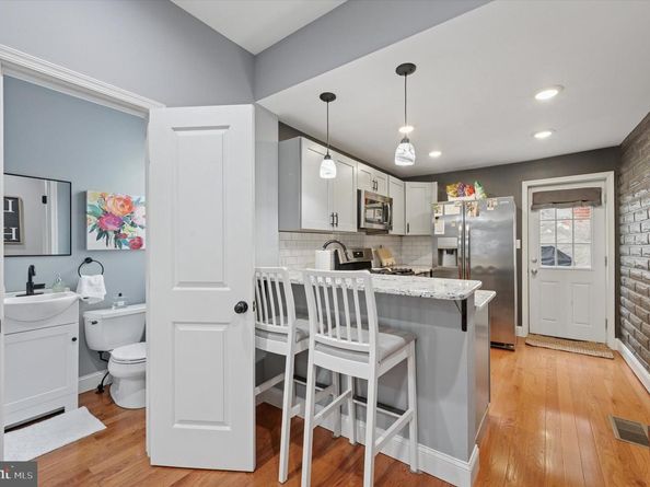 2458 Cedar Street, Philadelphia PA 19125