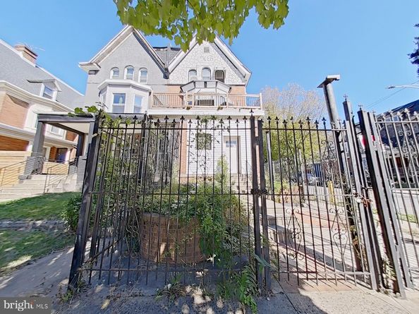 5331 Wayne Avenue, Philadelphia PA 19144