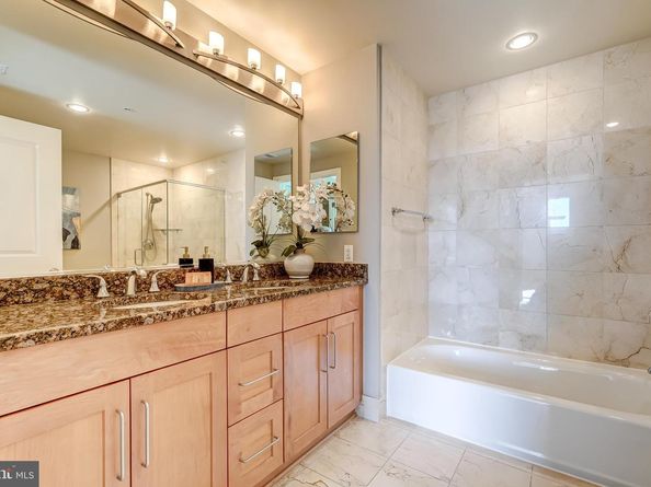 8220 Crestwood Heights Drive 708, Mclean VA 22102