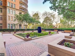 8220 Crestwood Heights Drive 708, Mclean VA 22102