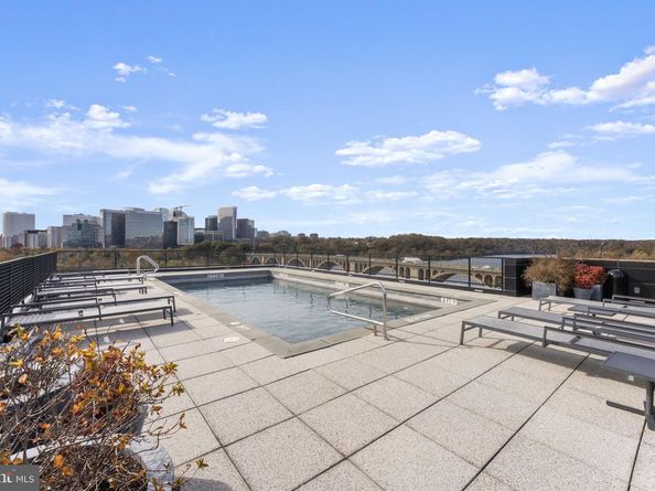 3303 Water Street NW 4L, Washington DC 20007