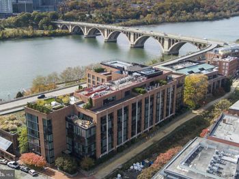 3303 Water Street NW