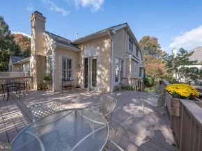 206 Yorktown Place, Berwyn PA 19312