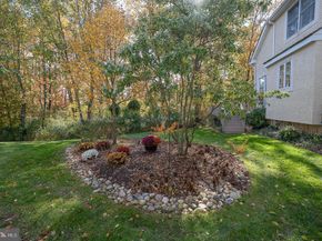 206 Yorktown Place, Berwyn PA 19312