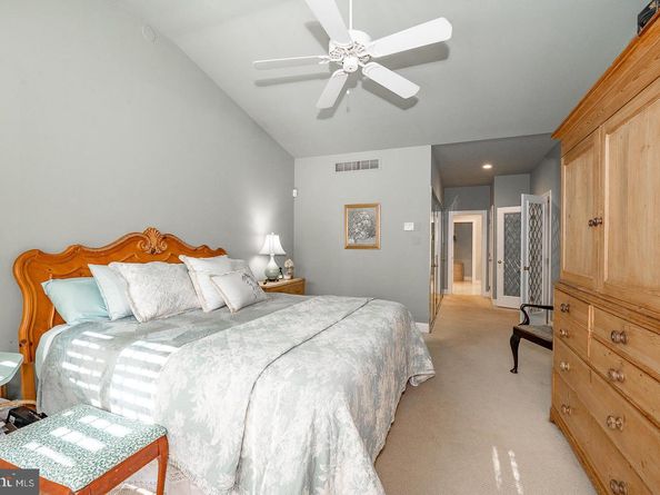 206 Yorktown Place, Berwyn PA 19312