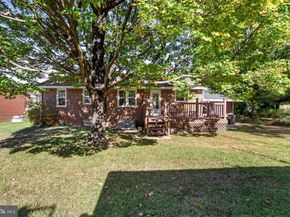 2502 Grand Avenue, Holmes PA 19043