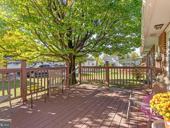 2502 Grand Avenue, Holmes PA 19043