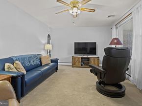 2502 Grand Avenue, Holmes PA 19043