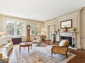 8600 Seminole Street, Philadelphia PA 19118