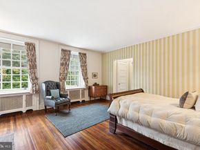 8600 Seminole Street, Philadelphia PA 19118