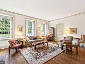 8600 Seminole Street, Philadelphia PA 19118