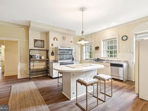 8600 Seminole Street, Philadelphia PA 19118