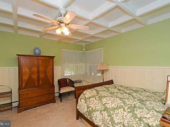 8105 Hull Drive, Glenside PA 19038