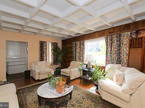 8105 Hull Drive, Glenside PA 19038