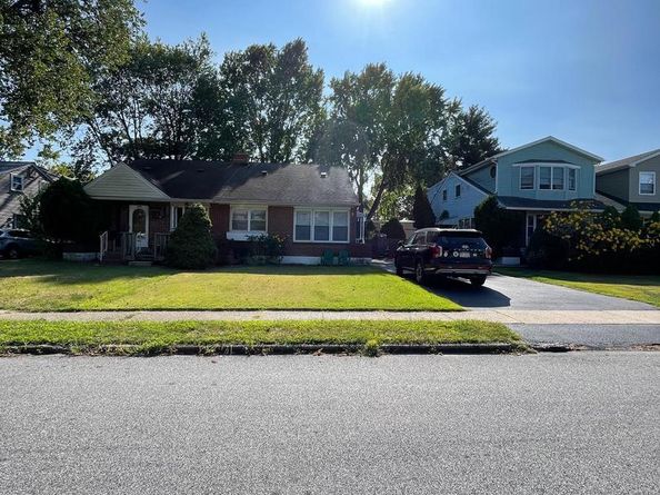 512 Essex Road, Norwood PA 19074