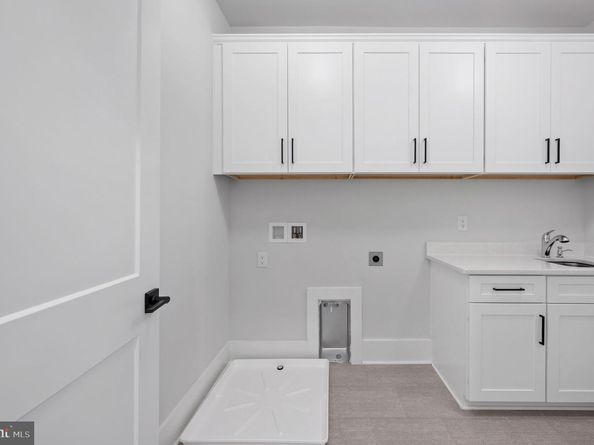 623 Echols Street SE, Vienna VA 22180