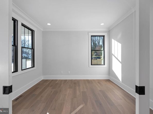 623 Echols Street SE, Vienna VA 22180