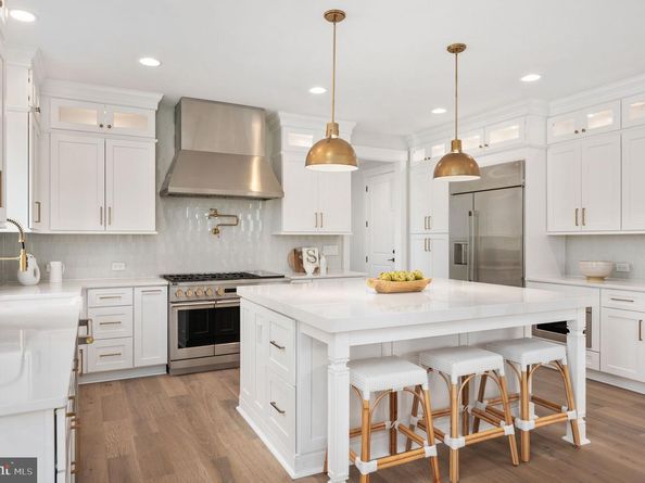 623 Echols Street SE, Vienna VA 22180