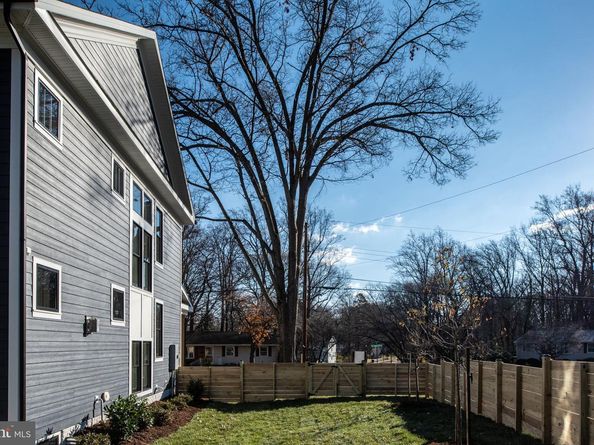 623 Echols Street SE, Vienna VA 22180