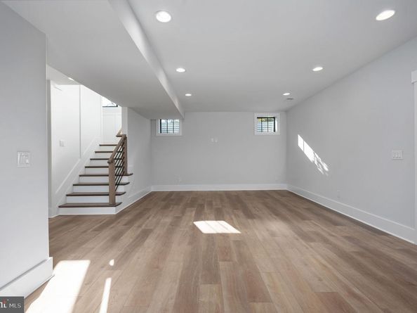 623 Echols Street SE, Vienna VA 22180