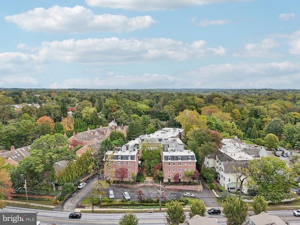 237 W Montgomery Avenue 2S, Haverford PA 19041