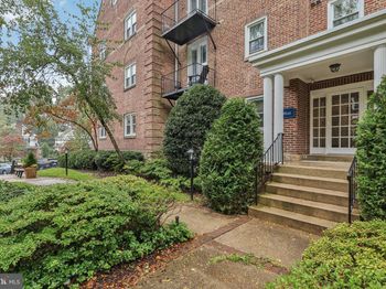 237 W Montgomery Avenue