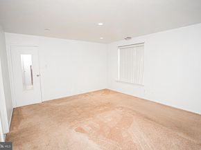 4000 Gypsy Lane 110C, Philadelphia PA 19129