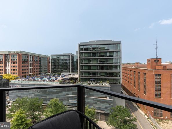 1300 4TH Street SE 715, Washington DC 20003